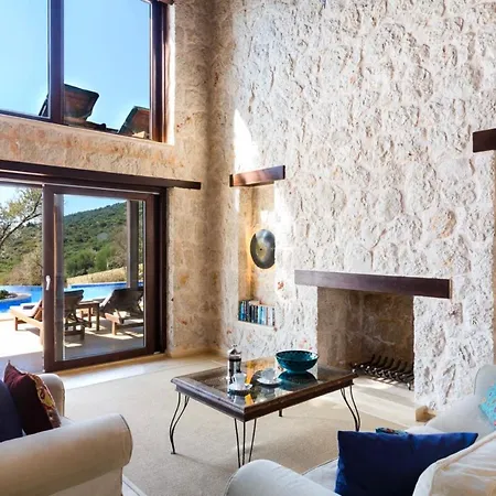 Korsan Tas Bahce Villa